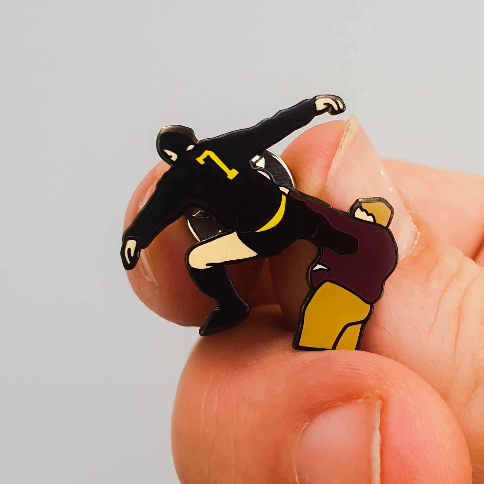 Cantona Pin Badge - Image 2
