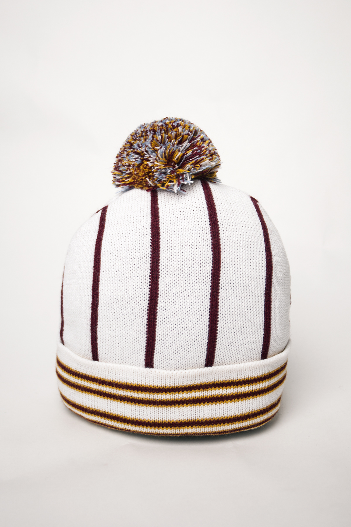 Withe Bobble Hat