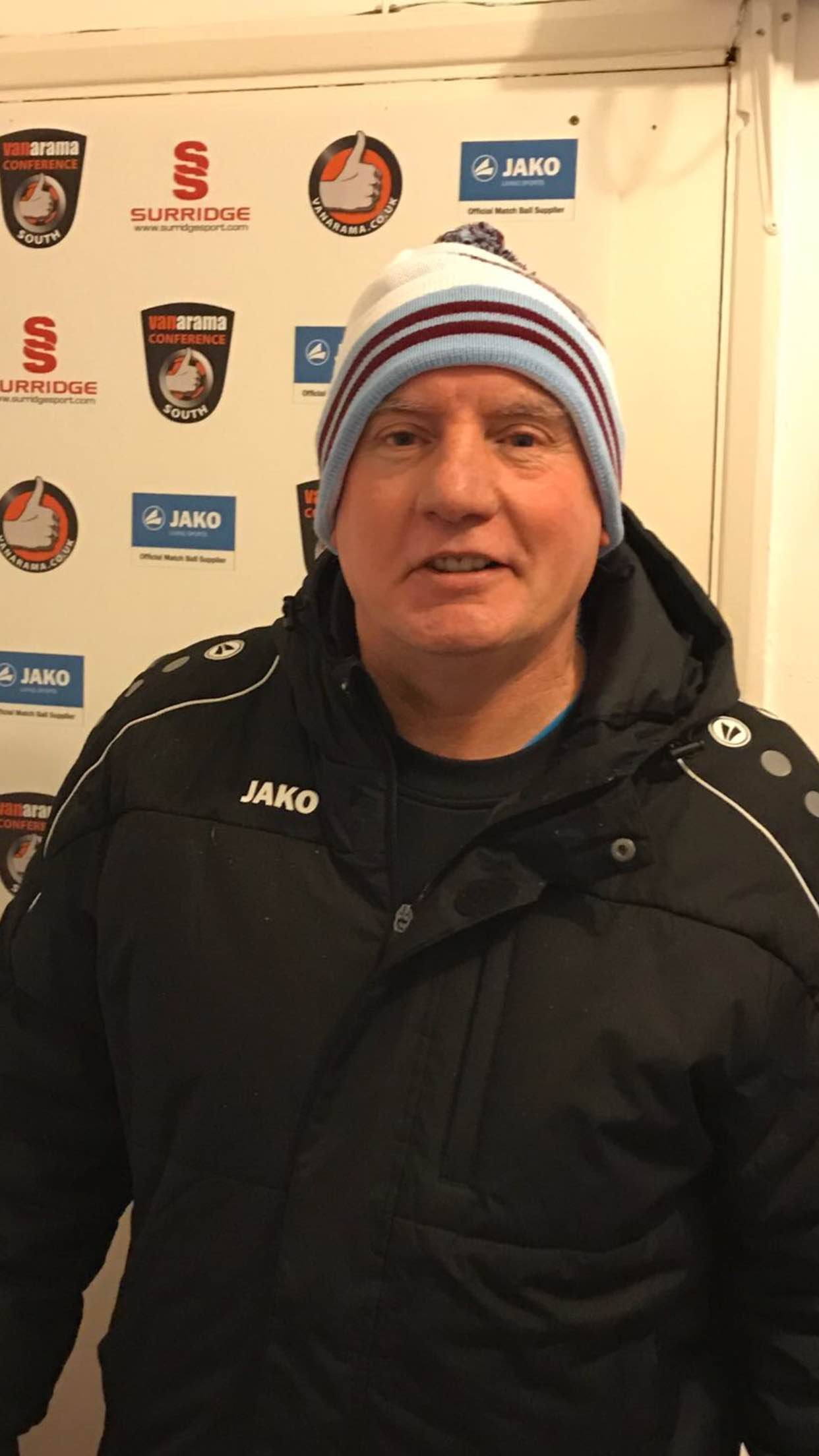 Devonshire Bobble Hat - Image 2