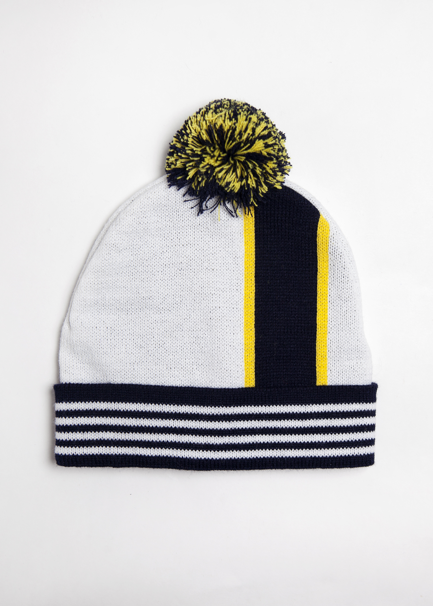 Becks Bobble Hat - Image 2