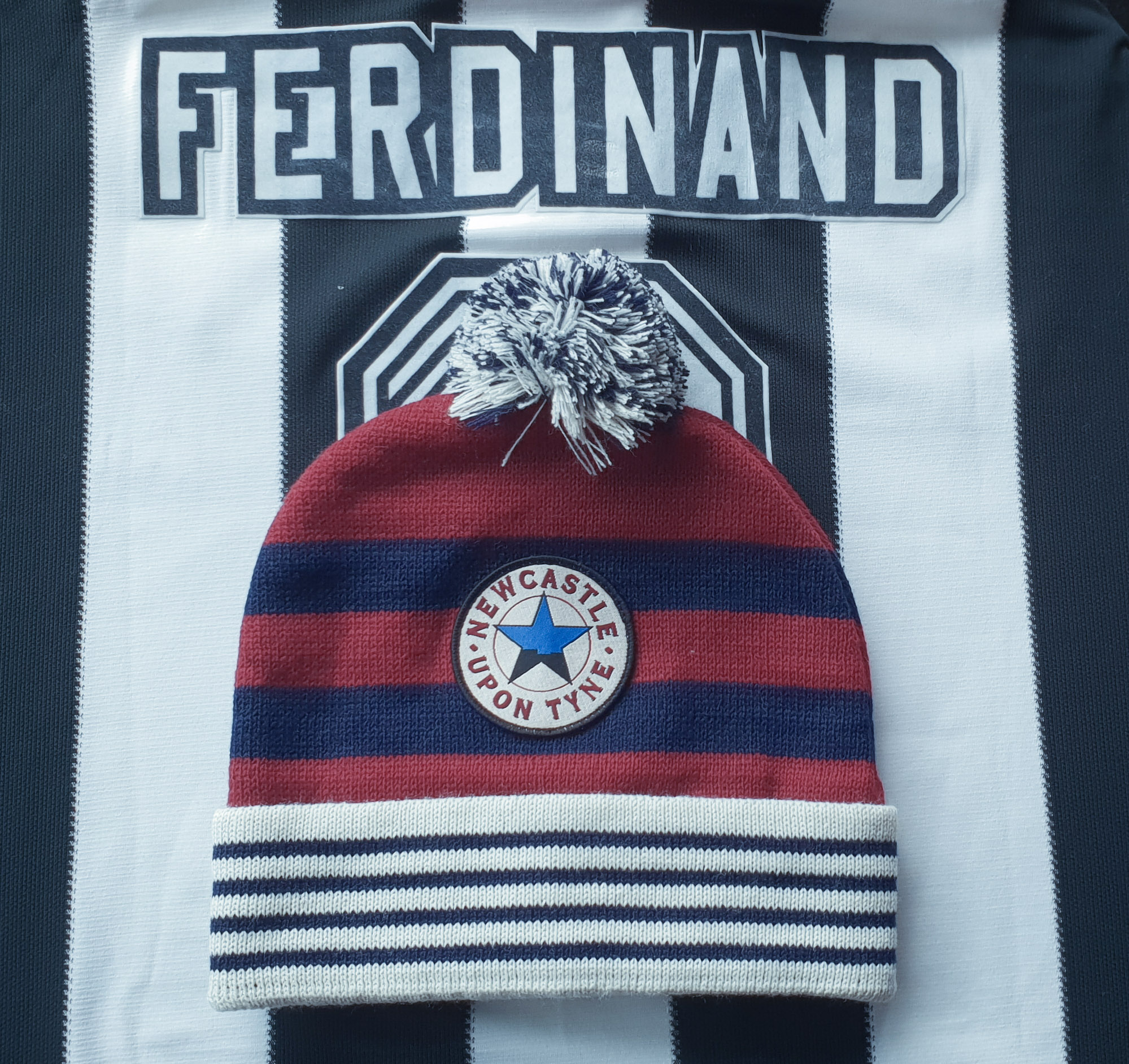 Ferdinand Bobble Hat - Image 4